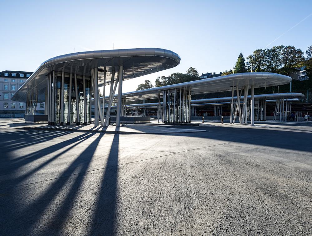 Busbahnhof am Hauptbahnhof Wuppertal eröffnet