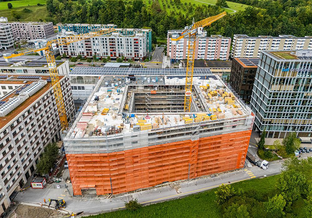Topping-out ceremony for Haus Vergé in Zurich